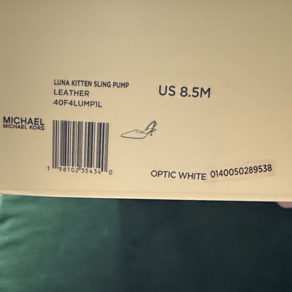 Brand new Michael Kors Cream Slingbacks with Kitten Heel - Picture 3 of 6